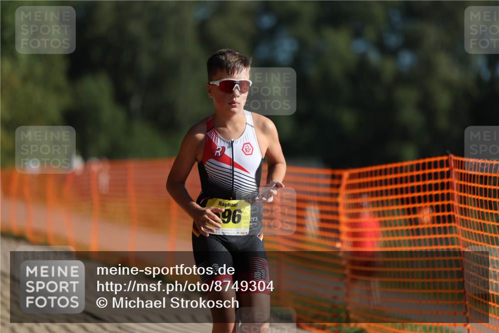 07.09.2025 - 19. Norderstedt Triathlon Michael Strokosch http://msf.ph/oto/8749304 07.09.2025 09:48:38 Laufen 596 meine-sportfotos.de