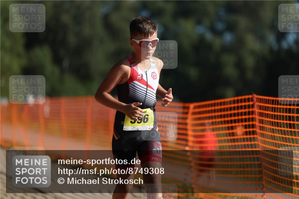 07.09.2025 - 19. Norderstedt Triathlon Michael Strokosch http://msf.ph/oto/8749308 07.09.2025 09:48:39 Laufen 596 meine-sportfotos.de