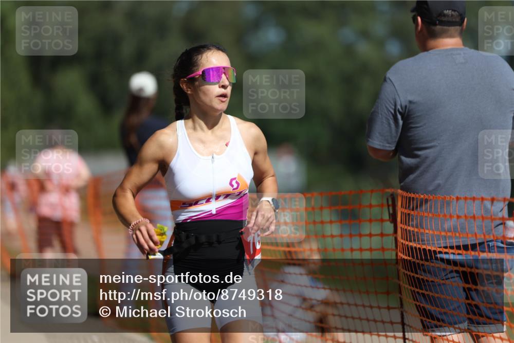 07.09.2025 - 19. Norderstedt Triathlon Michael Strokosch http://msf.ph/oto/8749318 07.09.2025 12:41:25 Laufen 767, 1296 meine-sportfotos.de