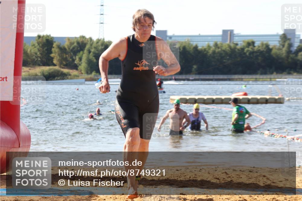 07.09.2025 - 19. Norderstedt Triathlon Luisa Fischer http://msf.ph/oto/8749321 07.09.2025 10:56:38 Schwimmen 203, 1194, 1195, 1229 meine-sportfotos.de