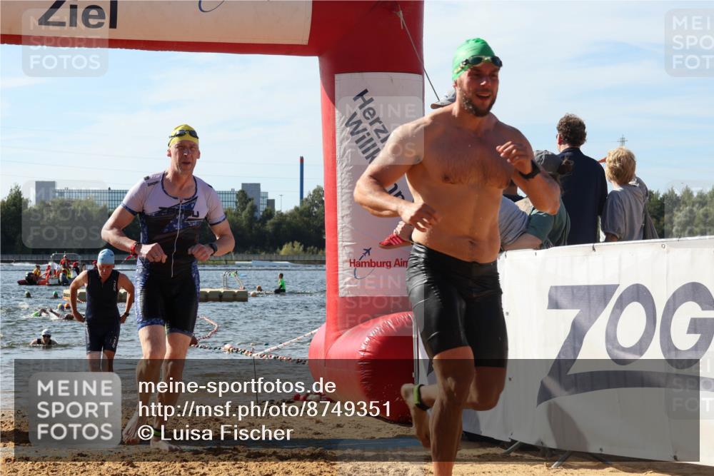 07.09.2025 - 19. Norderstedt Triathlon Luisa Fischer http://msf.ph/oto/8749351 07.09.2025 10:56:49 Schwimmen 296, 1229, 1279, 1395 meine-sportfotos.de