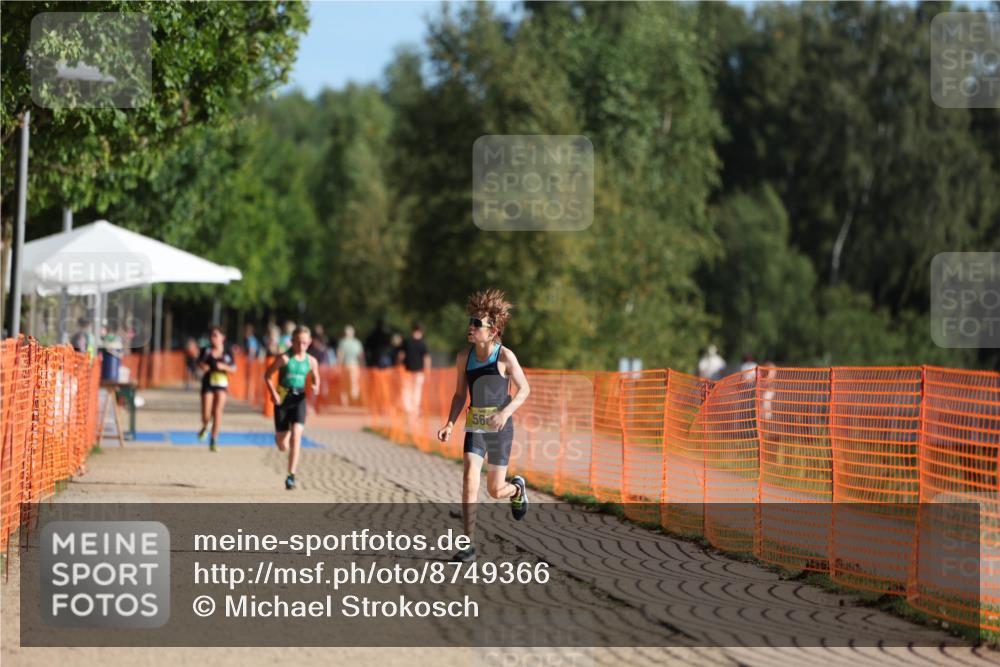 07.09.2025 - 19. Norderstedt Triathlon Michael Strokosch http://msf.ph/oto/8749366 07.09.2025 09:48:57 Laufen 560 meine-sportfotos.de
