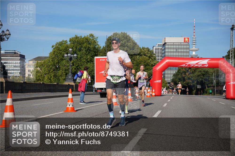 07.09.2025 - BARMER Alsterlauf Yannick Fuchs http://msf.ph/oto/8749381 07.09.2025 09:34:07 Laufen 3097, 5716 meine-sportfotos.de