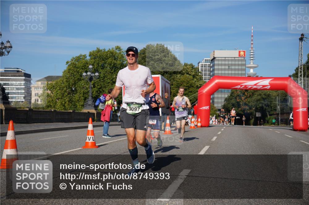 07.09.2025 - BARMER Alsterlauf Yannick Fuchs http://msf.ph/oto/8749393 07.09.2025 09:34:07 Laufen 3097, 692, 5718 meine-sportfotos.de