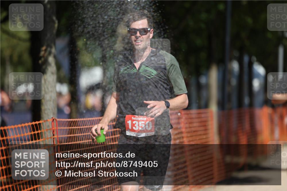 07.09.2025 - 19. Norderstedt Triathlon Michael Strokosch http://msf.ph/oto/8749405 07.09.2025 12:41:35 Laufen 164, 287, 823, 846, 1350 meine-sportfotos.de