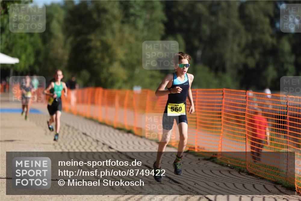 07.09.2025 - 19. Norderstedt Triathlon Michael Strokosch http://msf.ph/oto/8749422 07.09.2025 09:49:01 Laufen 560, 581 meine-sportfotos.de
