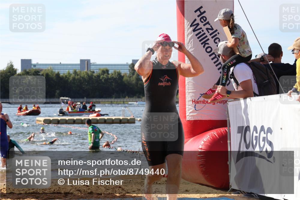 07.09.2025 - 19. Norderstedt Triathlon Luisa Fischer http://msf.ph/oto/8749440 07.09.2025 10:57:05 Schwimmen 1152, 1394 meine-sportfotos.de