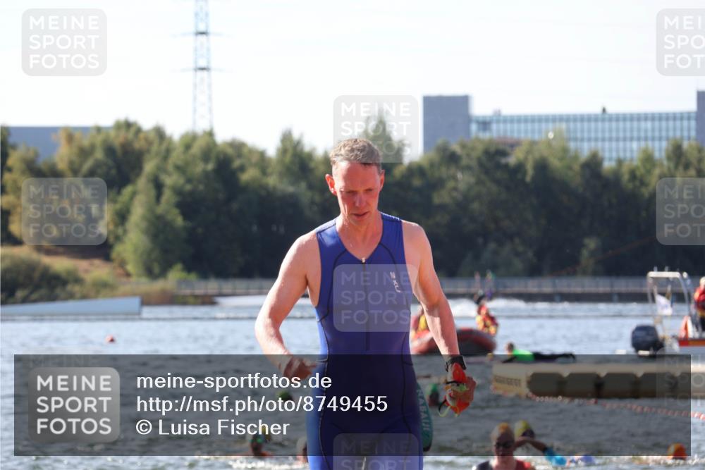 07.09.2025 - 19. Norderstedt Triathlon Luisa Fischer http://msf.ph/oto/8749455 07.09.2025 10:57:10 Schwimmen 1152, 1218, 1228, 1394 meine-sportfotos.de