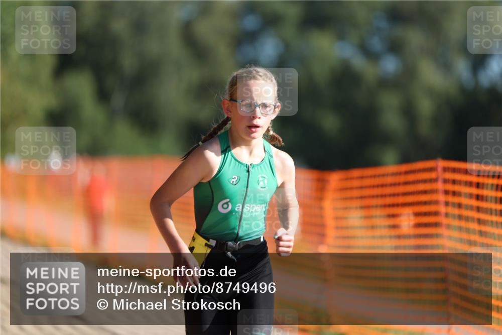 07.09.2025 - 19. Norderstedt Triathlon Michael Strokosch http://msf.ph/oto/8749496 07.09.2025 09:49:07 Laufen 560, 581 meine-sportfotos.de