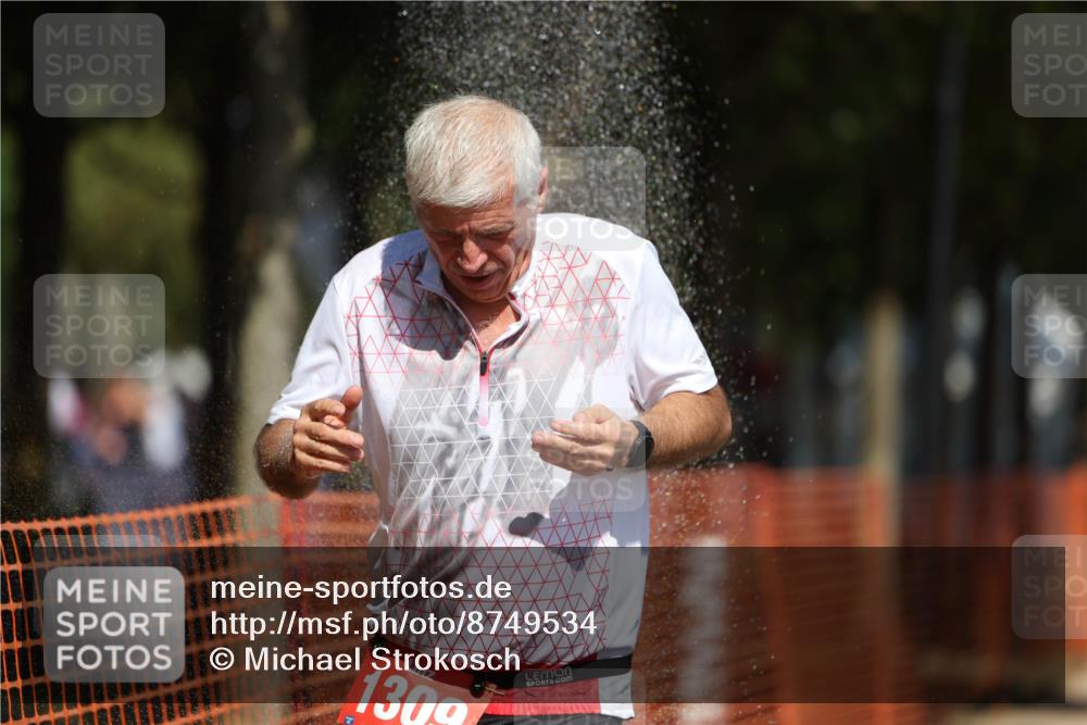 07.09.2025 - 19. Norderstedt Triathlon Michael Strokosch http://msf.ph/oto/8749534 07.09.2025 12:41:49 Laufen 756, 1309 meine-sportfotos.de