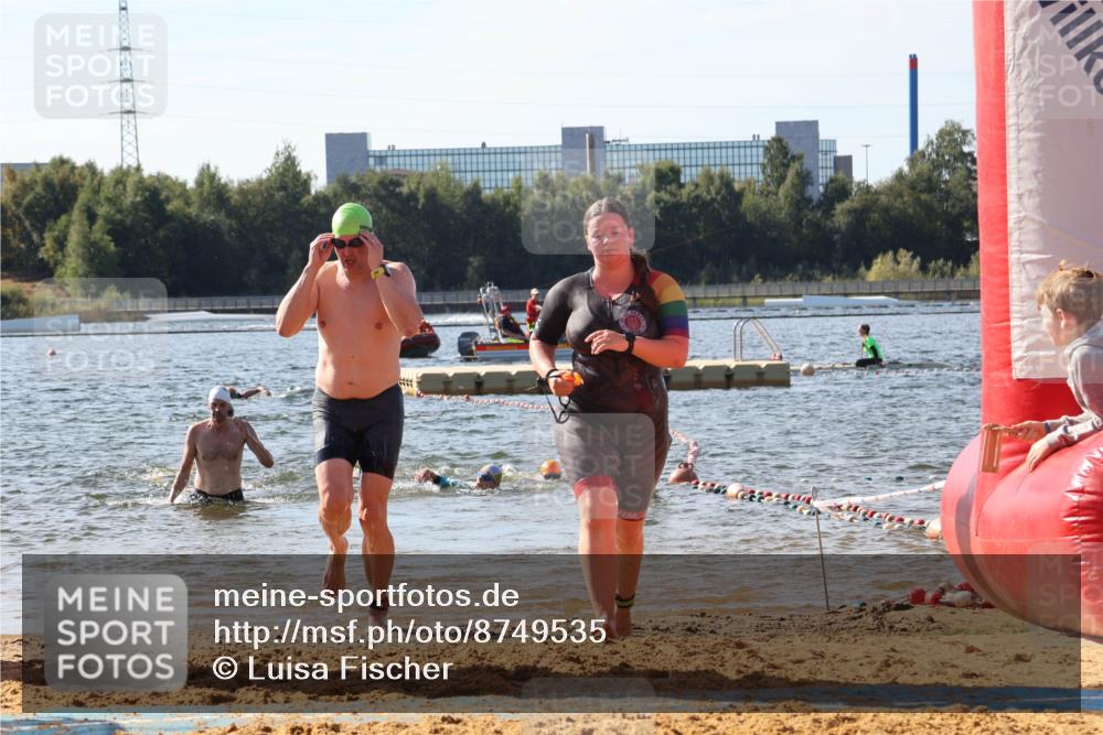 07.09.2025 - 19. Norderstedt Triathlon Luisa Fischer http://msf.ph/oto/8749535 07.09.2025 10:57:21 Schwimmen 1161, 1218, 1228, 1253 meine-sportfotos.de