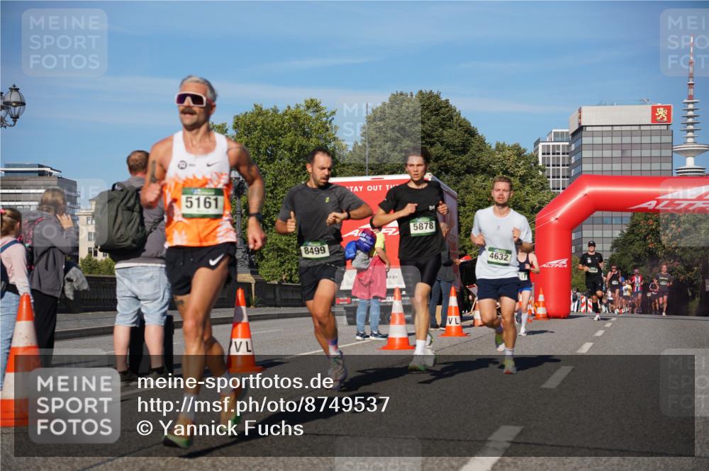 07.09.2025 - BARMER Alsterlauf Yannick Fuchs http://msf.ph/oto/8749537 07.09.2025 09:34:19 Laufen 5161, 8499, 5878, 4632 meine-sportfotos.de