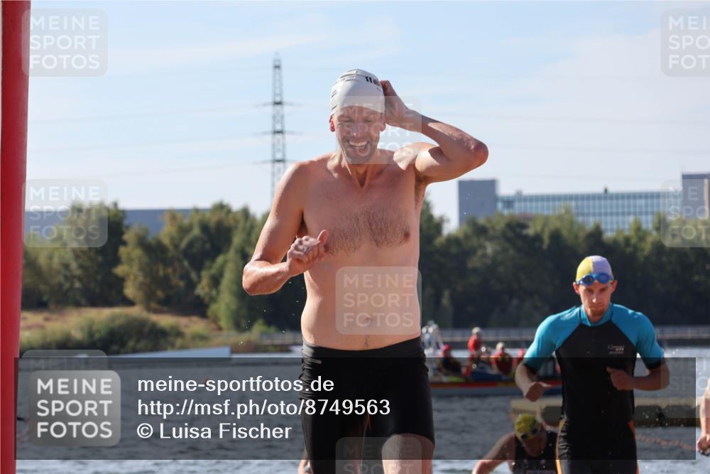 07.09.2025 - 19. Norderstedt Triathlon Luisa Fischer http://msf.ph/oto/8749563 07.09.2025 10:57:33 Schwimmen 185, 300, 862, 1161, 1253, 1278, 1323 meine-sportfotos.de