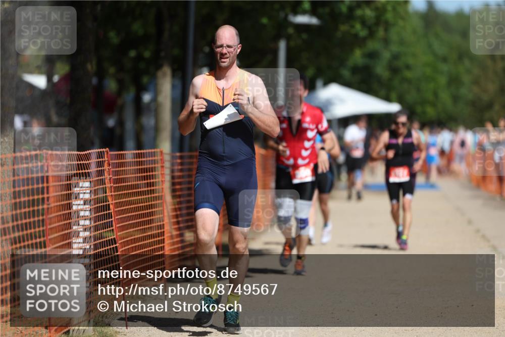 07.09.2025 - 19. Norderstedt Triathlon Michael Strokosch http://msf.ph/oto/8749567 07.09.2025 12:41:55 Laufen 756, 800, 1243, 1327 meine-sportfotos.de