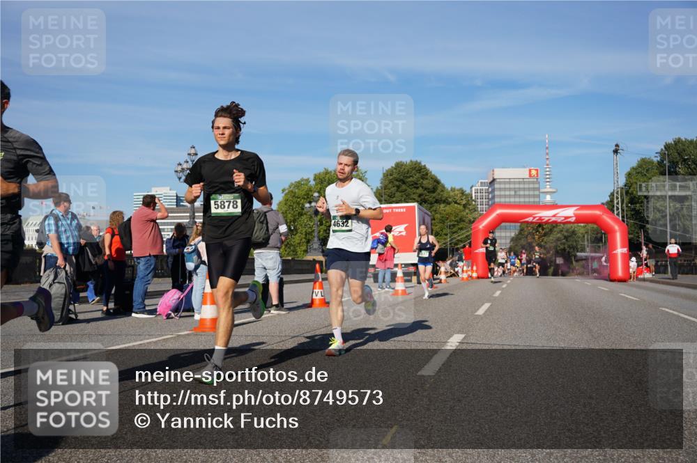 07.09.2025 - BARMER Alsterlauf Yannick Fuchs http://msf.ph/oto/8749573 07.09.2025 09:34:20 Laufen 5878, 4632 meine-sportfotos.de