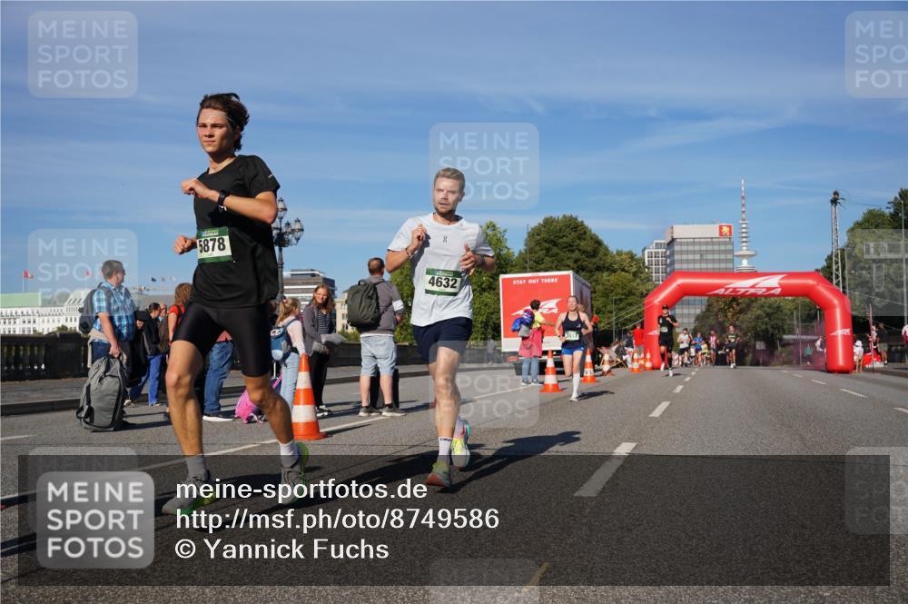 07.09.2025 - BARMER Alsterlauf Yannick Fuchs http://msf.ph/oto/8749586 07.09.2025 09:34:21 Laufen 5878, 4632 meine-sportfotos.de