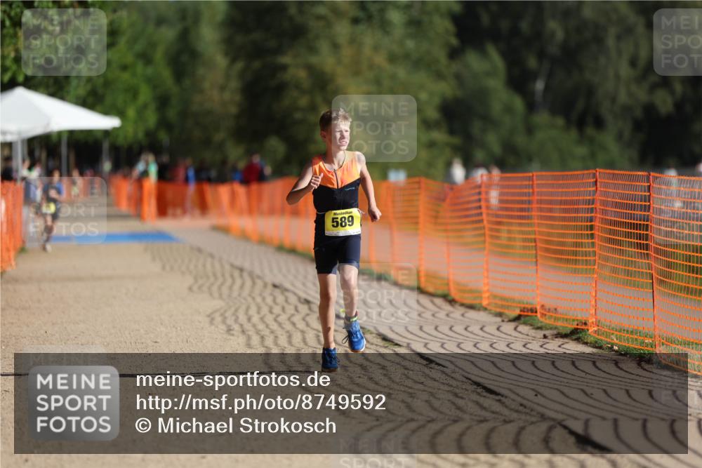 07.09.2025 - 19. Norderstedt Triathlon Michael Strokosch http://msf.ph/oto/8749592 07.09.2025 09:49:38 Laufen 589 meine-sportfotos.de
