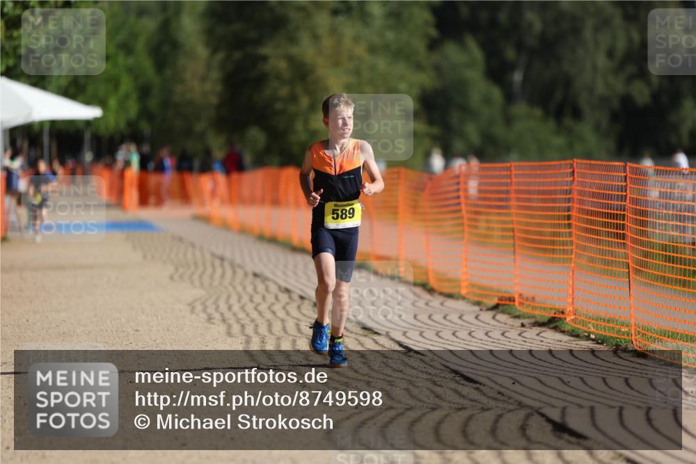 07.09.2025 - 19. Norderstedt Triathlon Michael Strokosch http://msf.ph/oto/8749598 07.09.2025 09:49:39 Laufen 589 meine-sportfotos.de