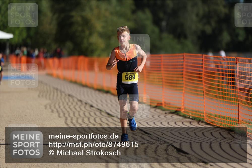 07.09.2025 - 19. Norderstedt Triathlon Michael Strokosch http://msf.ph/oto/8749615 07.09.2025 09:49:40 Laufen 589 meine-sportfotos.de
