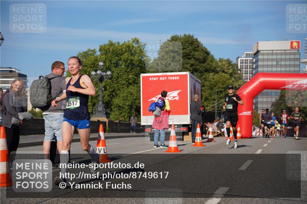 07.09.2025 - BARMER Alsterlauf Yannick Fuchs http://msf.ph/oto/8749617 07.09.2025 09:34:22 Laufen 3517, 2098 meine-sportfotos.de