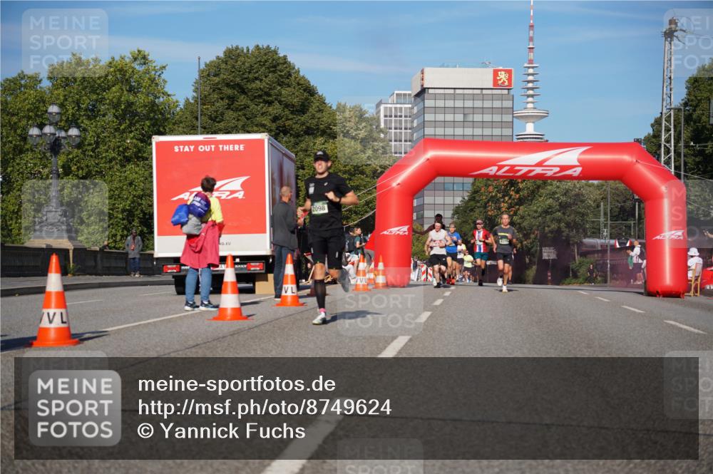 07.09.2025 - BARMER Alsterlauf Yannick Fuchs http://msf.ph/oto/8749624 07.09.2025 09:34:23 Laufen 2098, 8375 meine-sportfotos.de