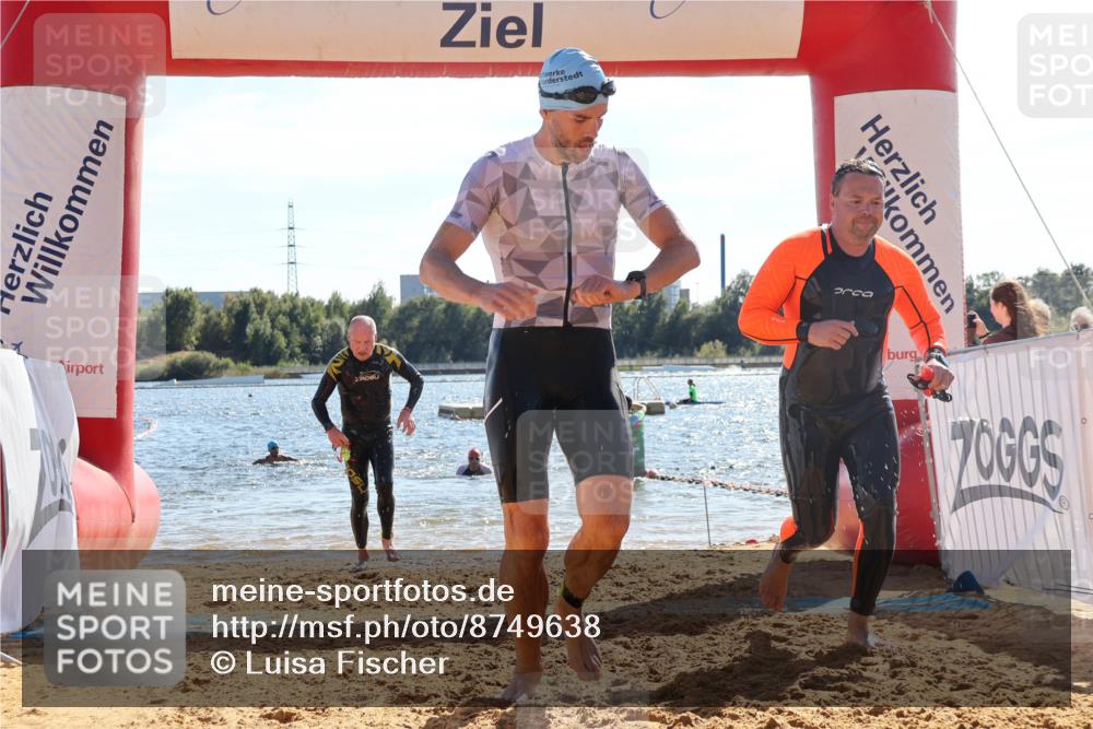 07.09.2025 - 19. Norderstedt Triathlon Luisa Fischer http://msf.ph/oto/8749638 07.09.2025 15:11:34 Schwimmen 376, 924, 931, 1407, 1444, 1455 meine-sportfotos.de