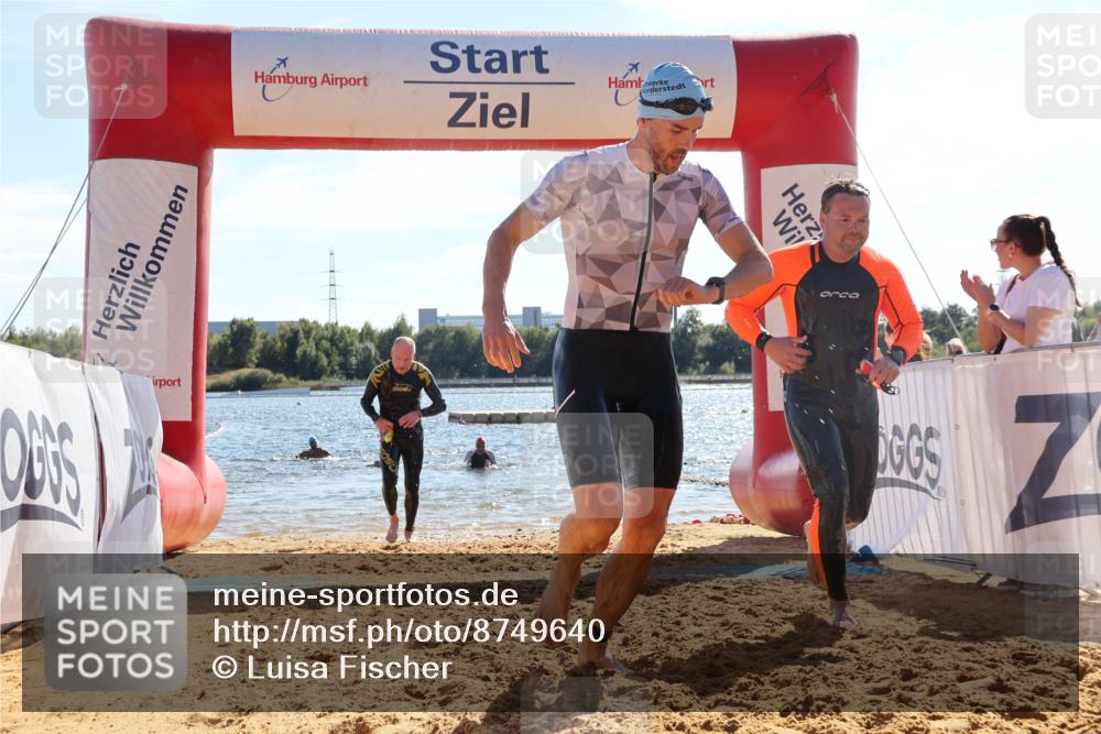 07.09.2025 - 19. Norderstedt Triathlon Luisa Fischer http://msf.ph/oto/8749640 07.09.2025 15:11:34 Schwimmen 376, 924, 931, 1407, 1444, 1455 meine-sportfotos.de