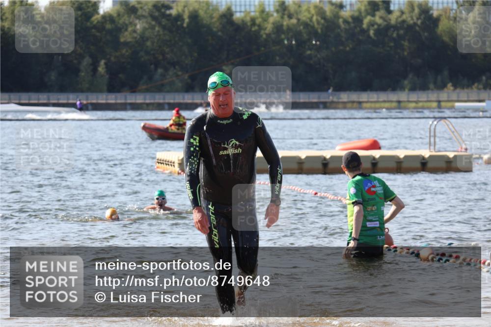 07.09.2025 - 19. Norderstedt Triathlon Luisa Fischer http://msf.ph/oto/8749648 07.09.2025 10:58:03 Schwimmen 710 meine-sportfotos.de