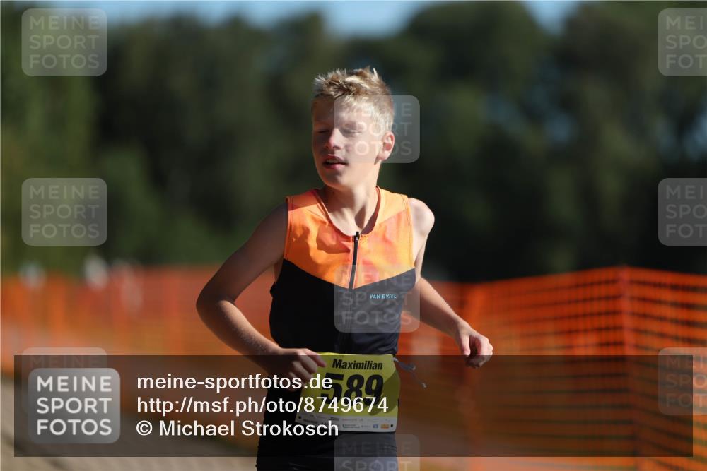 07.09.2025 - 19. Norderstedt Triathlon Michael Strokosch http://msf.ph/oto/8749674 07.09.2025 09:49:42 Laufen 589 meine-sportfotos.de