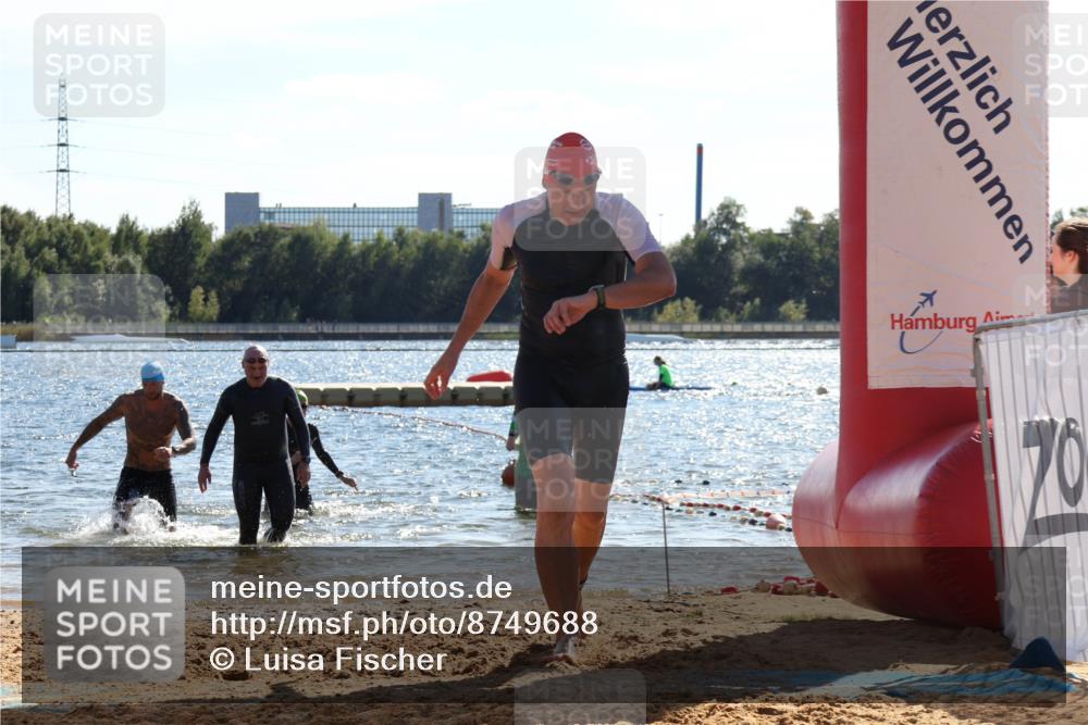 07.09.2025 - 19. Norderstedt Triathlon Luisa Fischer http://msf.ph/oto/8749688 07.09.2025 15:11:47 Schwimmen 432, 925, 1455 meine-sportfotos.de