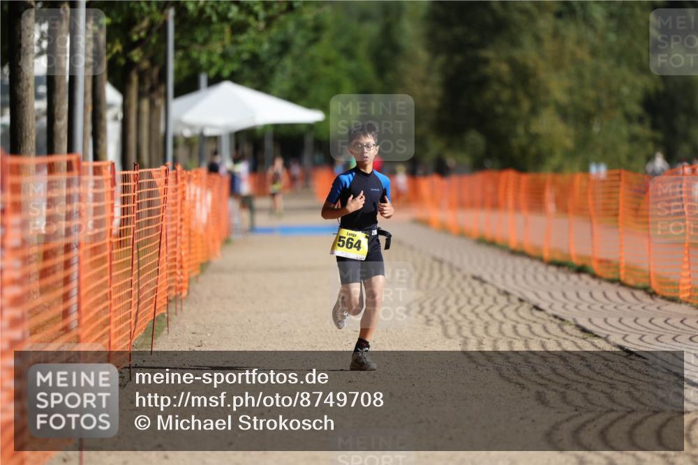 07.09.2025 - 19. Norderstedt Triathlon Michael Strokosch http://msf.ph/oto/8749708 07.09.2025 09:49:53 Laufen 564 meine-sportfotos.de