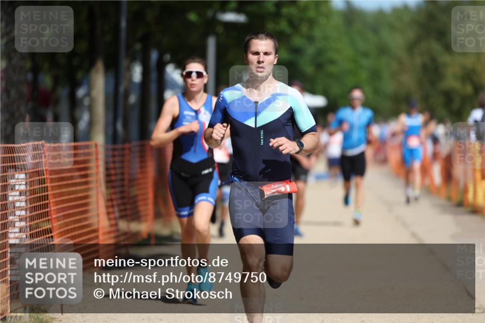 07.09.2025 - 19. Norderstedt Triathlon Michael Strokosch http://msf.ph/oto/8749750 07.09.2025 12:42:07 Laufen 168, 189, 215, 717, 741 meine-sportfotos.de