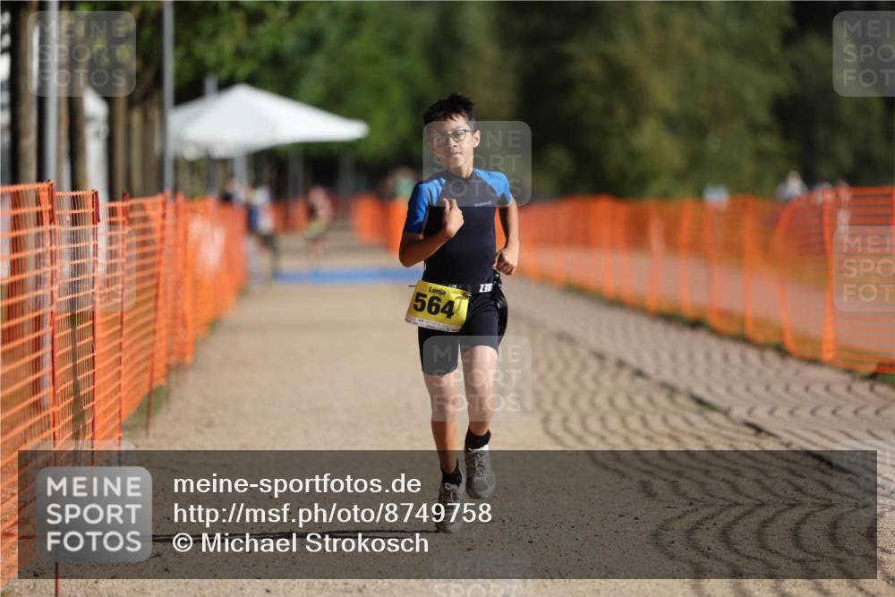07.09.2025 - 19. Norderstedt Triathlon Michael Strokosch http://msf.ph/oto/8749758 07.09.2025 09:49:55 Laufen 564 meine-sportfotos.de