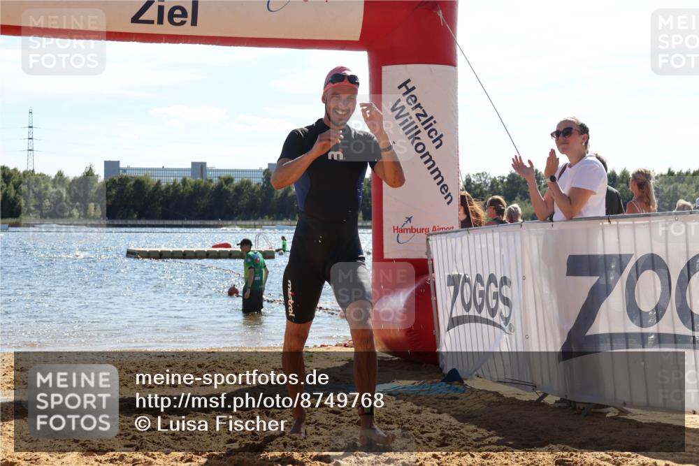 07.09.2025 - 19. Norderstedt Triathlon Luisa Fischer http://msf.ph/oto/8749768 07.09.2025 15:12:31 Schwimmen 952 meine-sportfotos.de