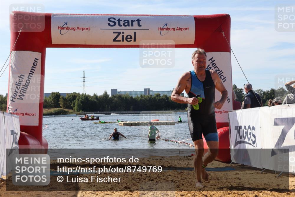 07.09.2025 - 19. Norderstedt Triathlon Luisa Fischer http://msf.ph/oto/8749769 07.09.2025 10:58:14 Schwimmen 152, 710 meine-sportfotos.de
