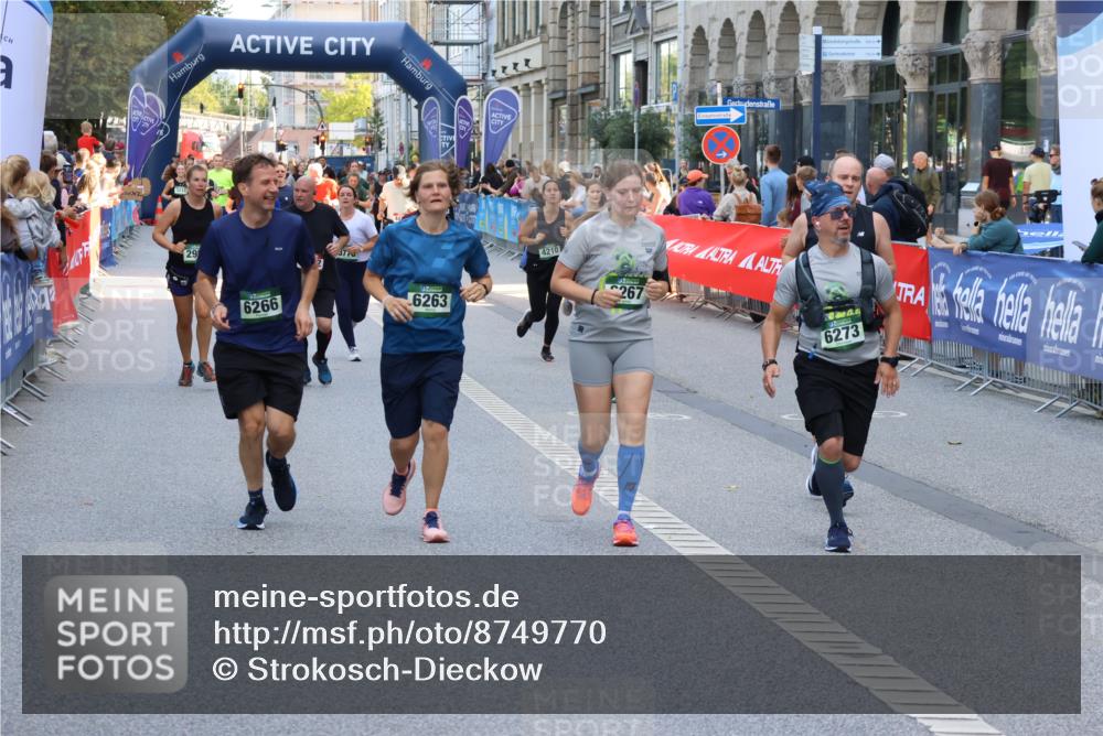 07.09.2025 - BARMER Alsterlauf Strokosch-Dieckow http://msf.ph/oto/8749770 07.09.2025 10:15:49 Ziel 2321, 2343, 2354, 2473, 2690, 2974, 3061, 3429, 3430, 3621, 3648, 3649, 3742, 3903, 4070, 4221, 4315, 4468, 4538, 4719, 4720, 5362, 5563, 5676, 5756, 6065, 8018, 8313, 8468 meine-sportfotos.de
