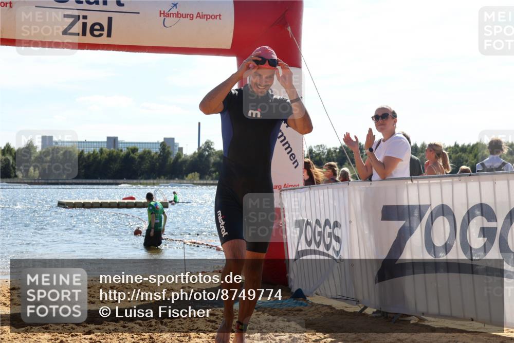 07.09.2025 - 19. Norderstedt Triathlon Luisa Fischer http://msf.ph/oto/8749774 07.09.2025 15:12:31 Schwimmen 952 meine-sportfotos.de