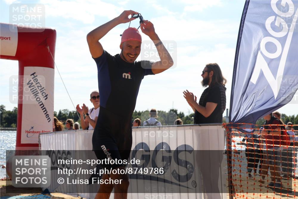 07.09.2025 - 19. Norderstedt Triathlon Luisa Fischer http://msf.ph/oto/8749786 07.09.2025 15:12:32 Schwimmen 952 meine-sportfotos.de