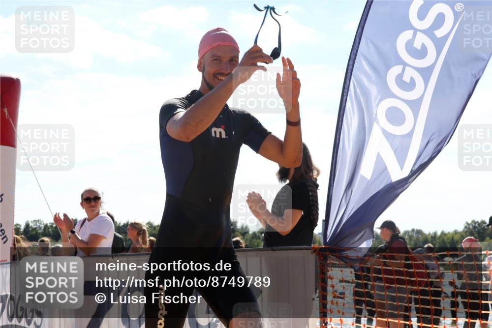 07.09.2025 - 19. Norderstedt Triathlon Luisa Fischer http://msf.ph/oto/8749789 07.09.2025 15:12:32 Schwimmen 952 meine-sportfotos.de