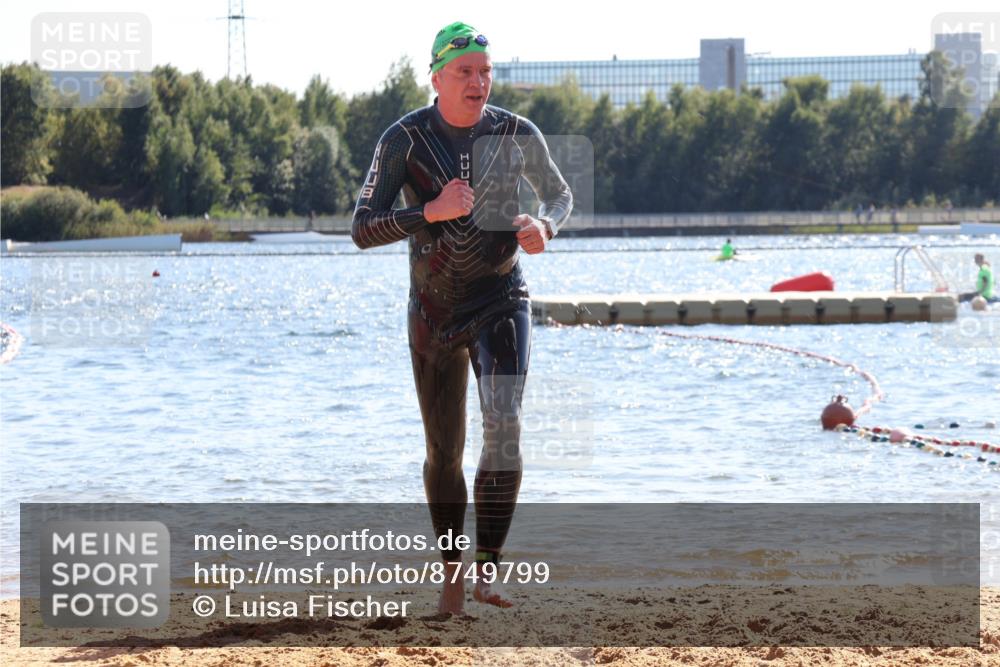 07.09.2025 - 19. Norderstedt Triathlon Luisa Fischer http://msf.ph/oto/8749799 07.09.2025 15:13:33 Schwimmen 947 meine-sportfotos.de