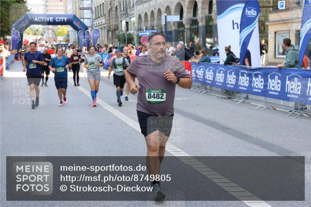 07.09.2025 - BARMER Alsterlauf Strokosch-Dieckow http://msf.ph/oto/8749805 07.09.2025 10:15:47 Ziel 2321, 2343, 2354, 2690, 2943, 2961, 2974, 3061, 3429, 3430, 3621, 3648, 3649, 3742, 3903, 4070, 4221, 4315, 4468, 4538, 4719, 4720, 4768, 5121, 5362, 5563, 5676, 5756, 8018, 8313, 8468 meine-sportfotos.de