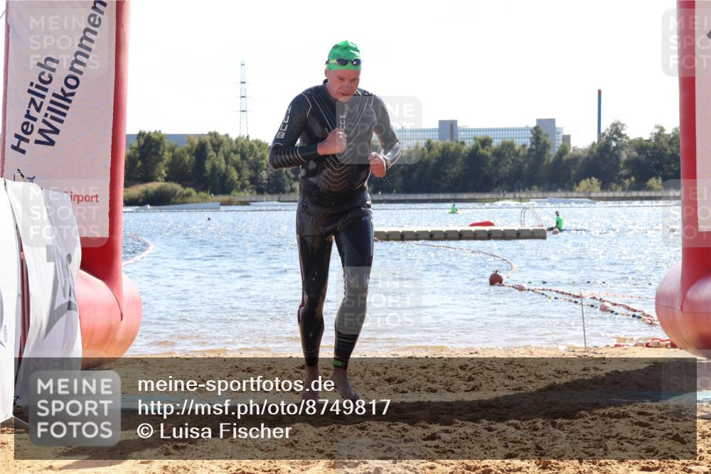 07.09.2025 - 19. Norderstedt Triathlon Luisa Fischer http://msf.ph/oto/8749817 07.09.2025 15:13:34 Schwimmen 947 meine-sportfotos.de