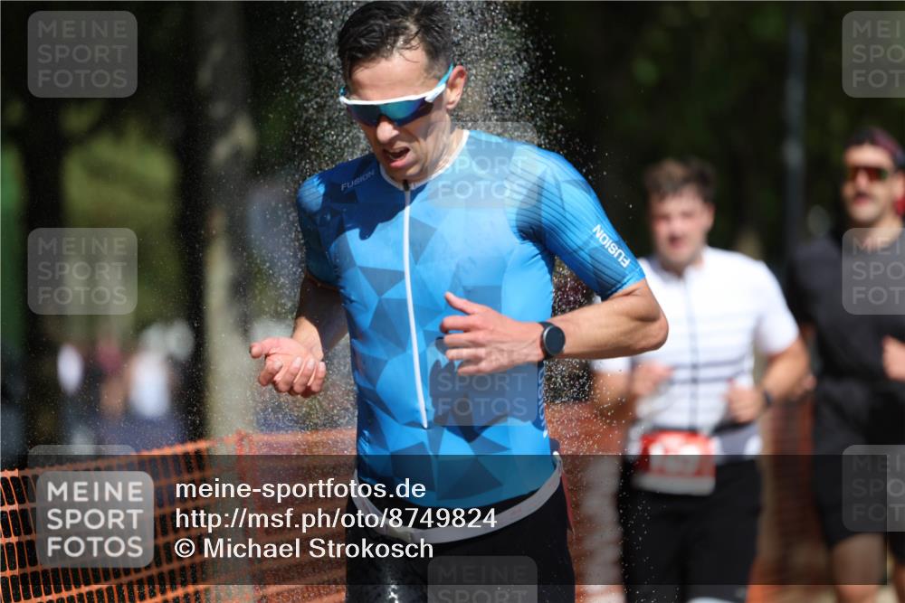 07.09.2025 - 19. Norderstedt Triathlon Michael Strokosch http://msf.ph/oto/8749824 07.09.2025 12:42:13 Laufen 168, 189, 215, 717, 793, 1249, 1300 meine-sportfotos.de
