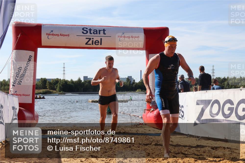 07.09.2025 - 19. Norderstedt Triathlon Luisa Fischer http://msf.ph/oto/8749861 07.09.2025 10:58:30 Schwimmen 704, 1274 meine-sportfotos.de