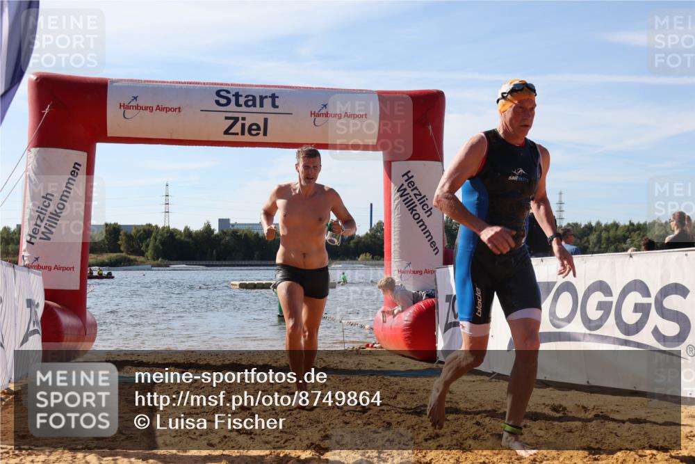 07.09.2025 - 19. Norderstedt Triathlon Luisa Fischer http://msf.ph/oto/8749864 07.09.2025 10:58:31 Schwimmen 704, 1274 meine-sportfotos.de