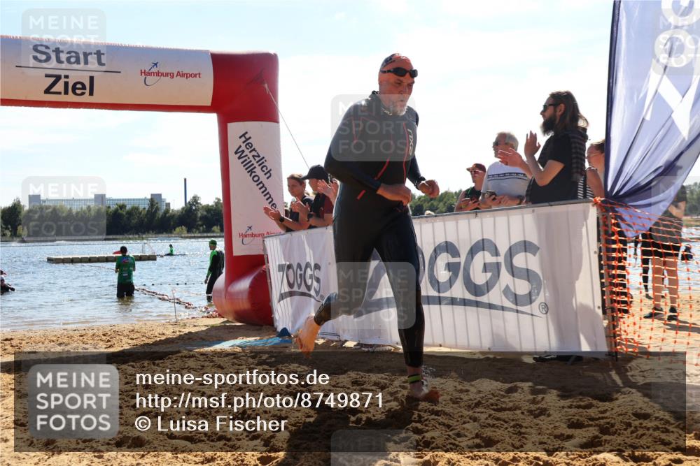 07.09.2025 - 19. Norderstedt Triathlon Luisa Fischer http://msf.ph/oto/8749871 07.09.2025 15:15:24 Schwimmen 1449 meine-sportfotos.de