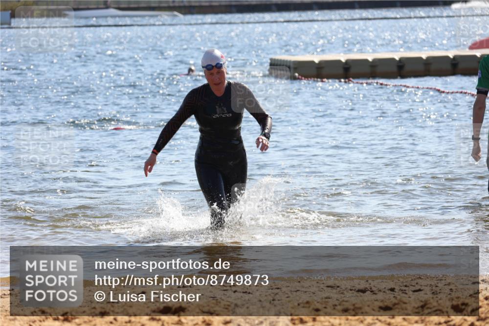 07.09.2025 - 19. Norderstedt Triathlon Luisa Fischer http://msf.ph/oto/8749873 07.09.2025 15:15:33 Schwimmen 1449, 1541 meine-sportfotos.de