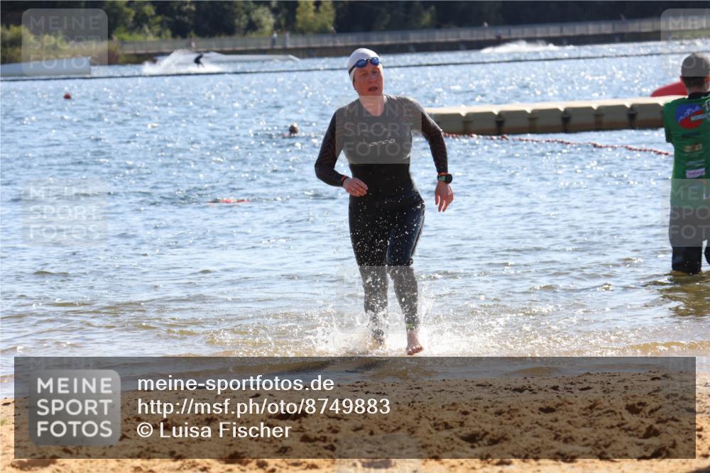 07.09.2025 - 19. Norderstedt Triathlon Luisa Fischer http://msf.ph/oto/8749883 07.09.2025 15:15:34 Schwimmen 1449, 1541 meine-sportfotos.de