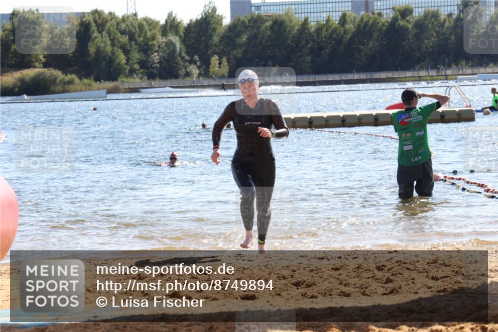 07.09.2025 - 19. Norderstedt Triathlon Luisa Fischer http://msf.ph/oto/8749894 07.09.2025 15:15:35 Schwimmen 1449, 1541 meine-sportfotos.de