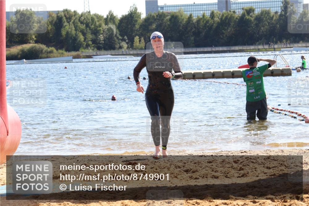 07.09.2025 - 19. Norderstedt Triathlon Luisa Fischer http://msf.ph/oto/8749901 07.09.2025 15:15:36 Schwimmen 1541 meine-sportfotos.de